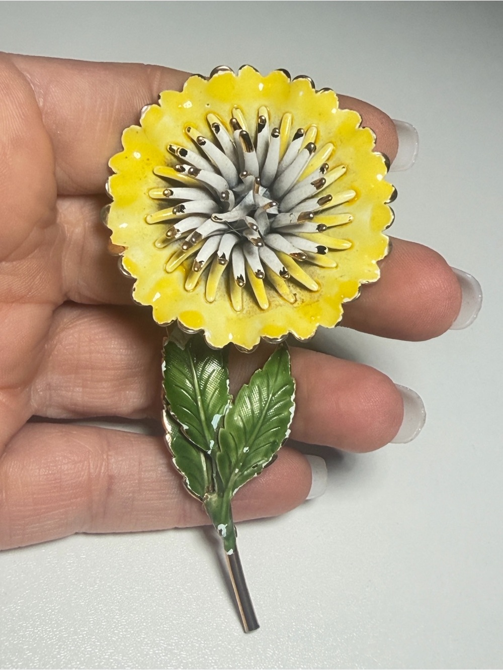 Vintage Yellow White Enamel Flower Brooch 3D Floral Statement Pin 3.5"